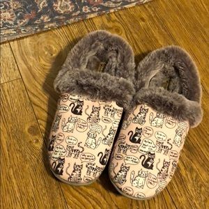 Bobs Memory Foam Pale Pink Cat themed House Shoes